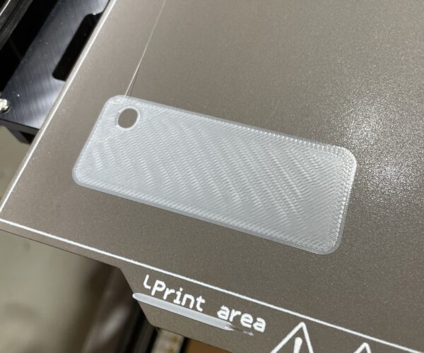 Erste Schicht haftet nicht: Transparenter 3D-Druck mit Haftungsproblemen am Rand