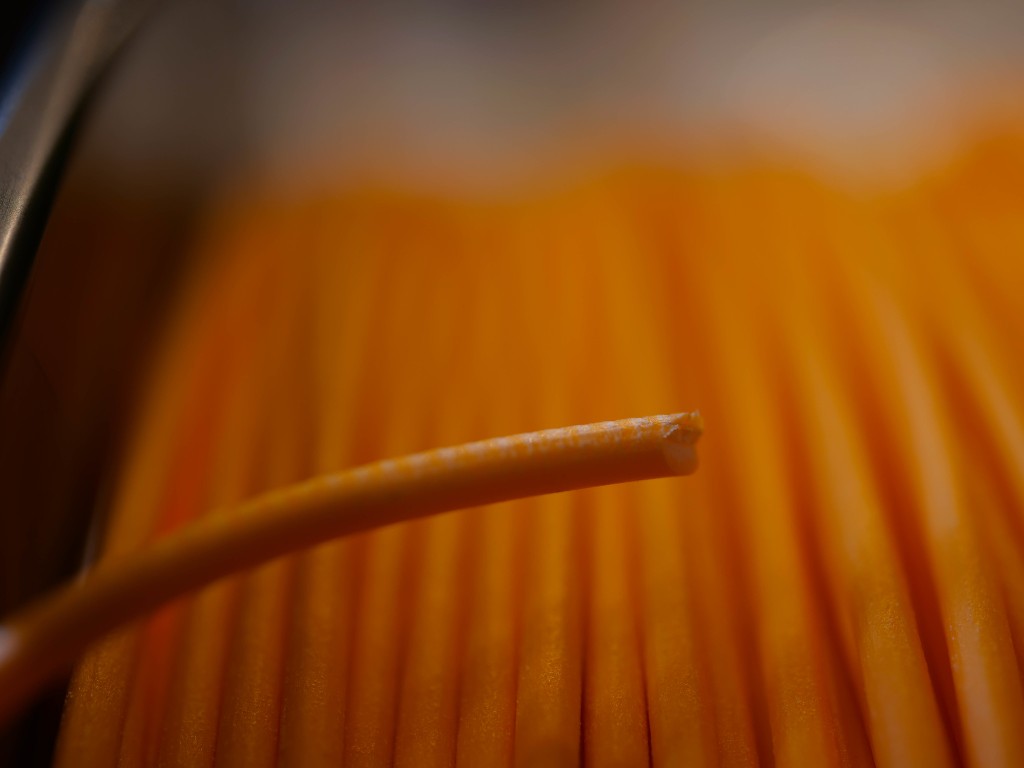 Filament-Ende Nahaufnahme – sauber abgeschnitten